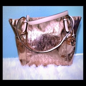 Michael Kors Jet Set Travel Tote